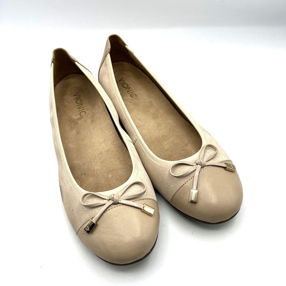 Vionic Women's Ballet Flats in Light Beige